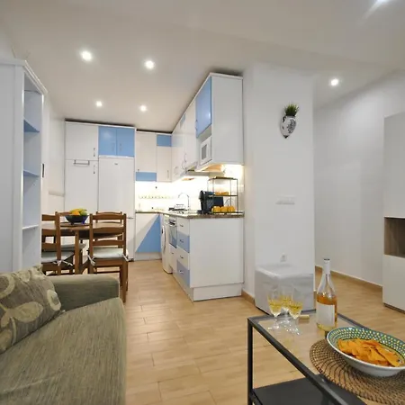 San Antonio - Beach, Pool And Terrace アパート トレモリノス