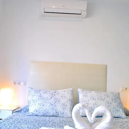 San Antonio - Beach, Pool And Terrace *