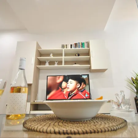 Апартаменти San Antonio - Beach, Pool And Terrace Торремолінос