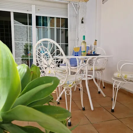 아파트 San Antonio - Beach, Pool And Terrace 토레몰리노스