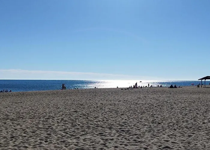 San Antonio - Beach, Pool And Terrace * 토레몰리노스