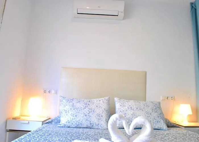 San Antonio - Beach, Pool And Terrace *