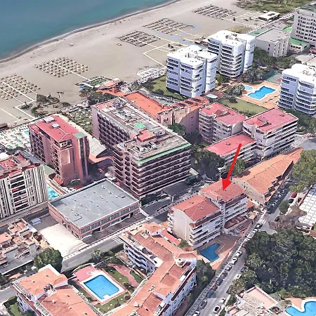 San Antonio - Beach, Pool And Terrace شقة توريمولينوس